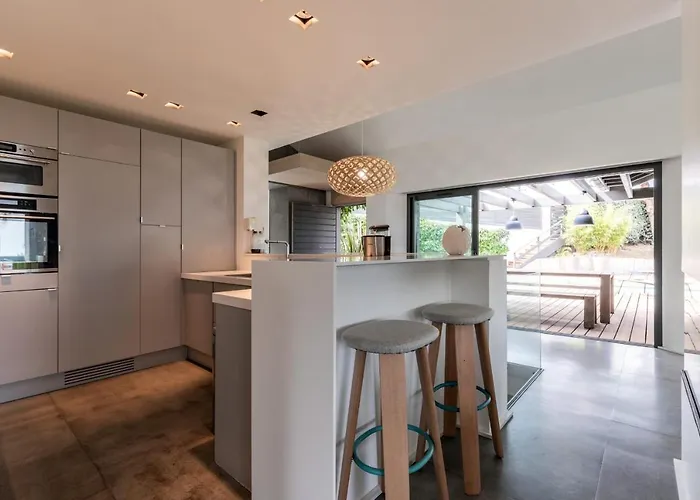 Вилла Milady Keyweek With Pool Ocean Views In *