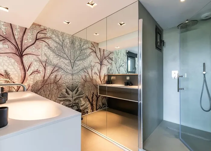 Milady Keyweek With Pool Ocean Views In Вилла *