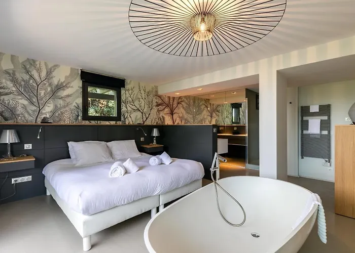 Milady Keyweek With Pool Ocean Views In * Biarritz