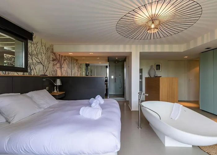 Вилла Milady Keyweek With Pool Ocean Views In *