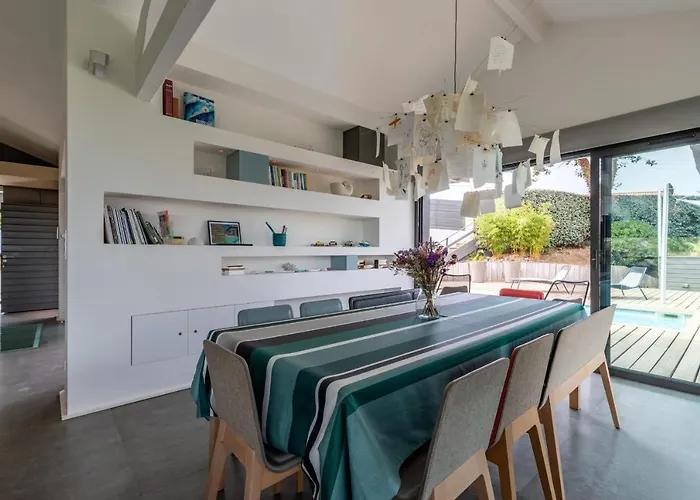 Milady Keyweek With Pool Ocean Views In