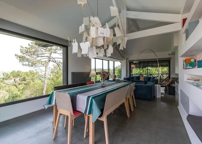 别墅 Milady Keyweek With Pool Ocean Views In 比亚里茨